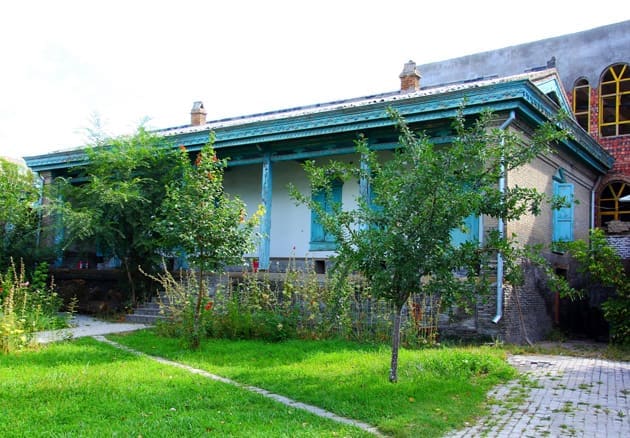 独具特色的塔塔尔族民居